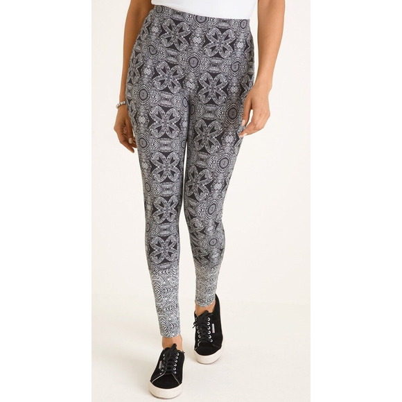 Chico's Zenergy Black Medallion Tile So Slimming Ankle Leggings Womans Size 1P - Picture 1 of 5